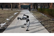 Roboty humanoidalne uczą się wstawania
